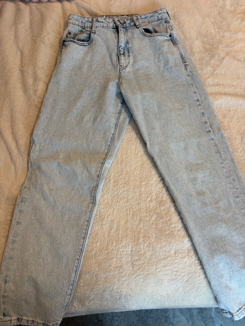 Light Wash Denim Jeans - Pale Blue